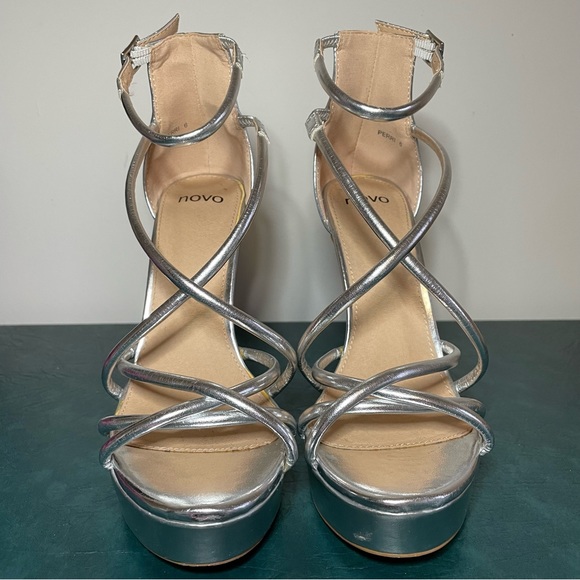 NOVO Sz6 Perri silver platform stiletto heels LIKE NEW - Picture 8 of 9